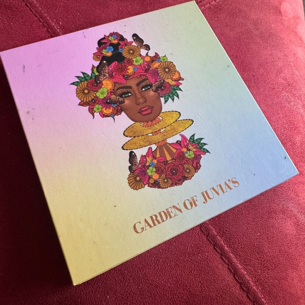 Women Garden of Juvia's eyeshadow palette